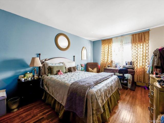 42 Autumn Avenue, Brooklyn, NY 11208
