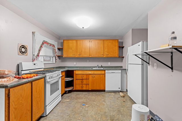 6672 Bartlett Road, Reynoldsburg, OH 43068