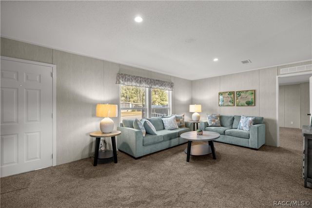 1560 NE 162nd Street, Citra, FL 32113