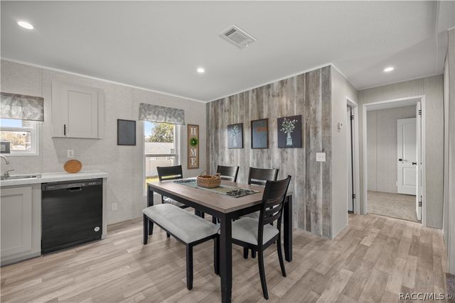 1560 NE 162nd Street, Citra, FL 32113