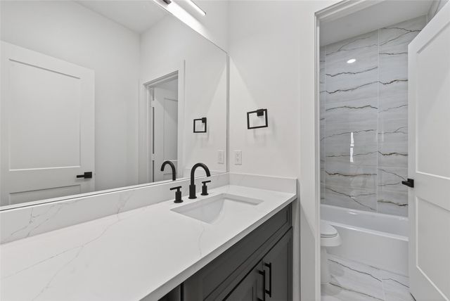 951 Highland Light Lane, Houston, TX 77091