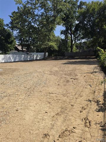1112 Missouri Avenue, Kirkwood, MO 63122