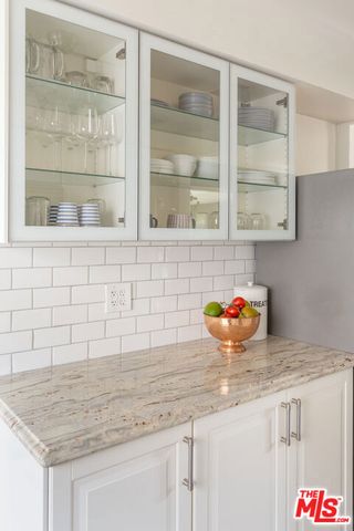 4205 W 59th Street, Los Angeles, CA 90043