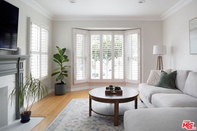 4205 W 59th Street, Los Angeles, CA 90043