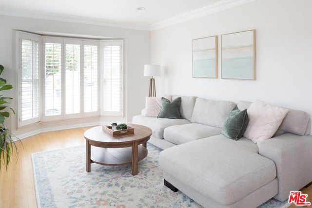 4205 W 59th Street, Los Angeles, CA 90043