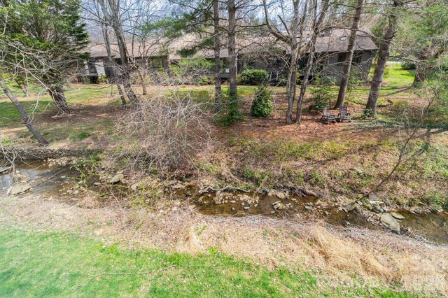 515 Crowfields Lane, Asheville, NC 28803