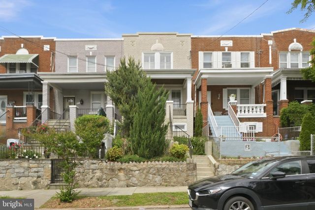 813 DELAFIELD PL NW, Washington, DC 20011