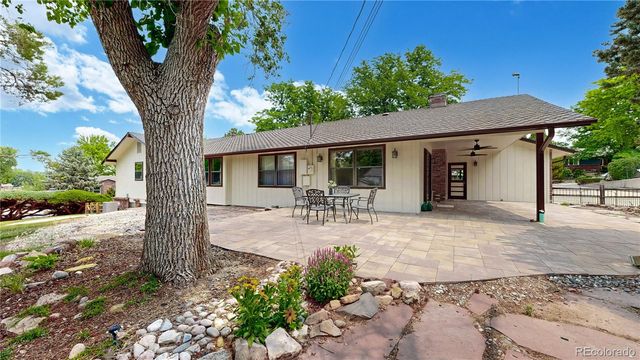 11 Robincrest Lane, Littleton, CO 80123