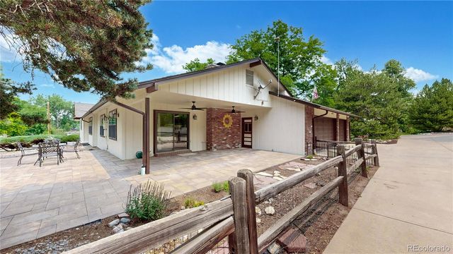 11 Robincrest Lane, Littleton, CO 80123
