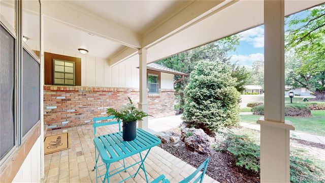 11 Robincrest Lane, Littleton, CO 80123