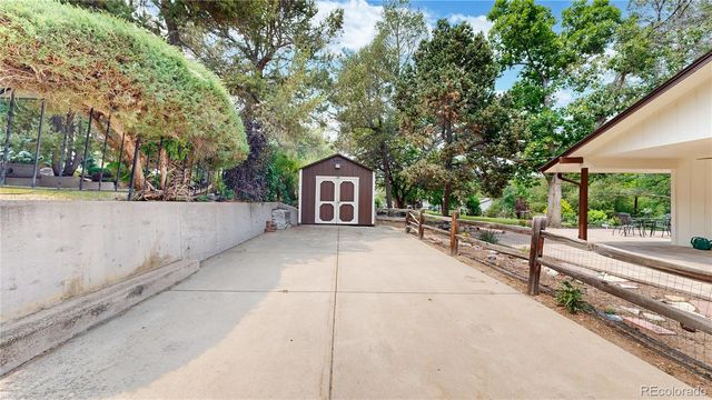 11 Robincrest Lane, Littleton, CO 80123
