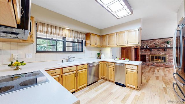 11 Robincrest Lane, Littleton, CO 80123
