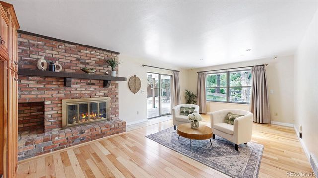 11 Robincrest Lane, Littleton, CO 80123