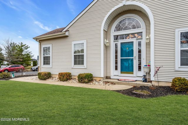 7 Murano Road, Manchester, NJ 08759