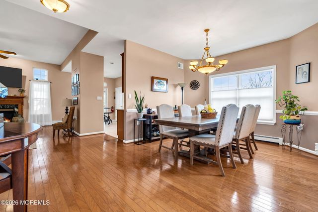 7 Murano Road, Manchester, NJ 08759