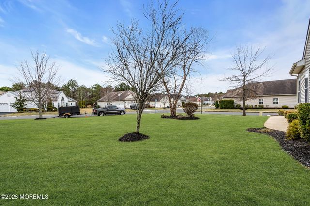 7 Murano Road, Manchester, NJ 08759