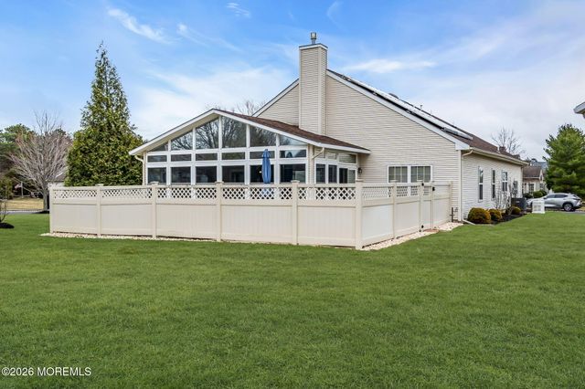 7 Murano Road, Manchester, NJ 08759