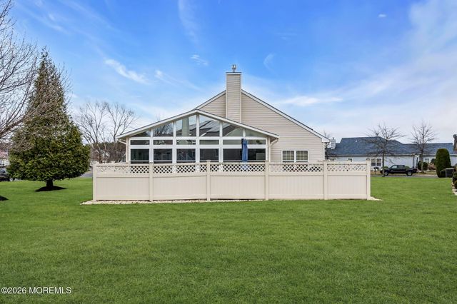 7 Murano Road, Manchester, NJ 08759