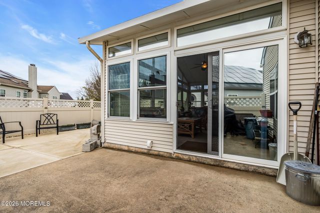 7 Murano Road, Manchester, NJ 08759