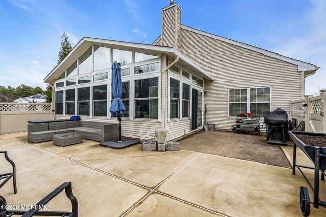 7 Murano Road, Manchester, NJ 08759