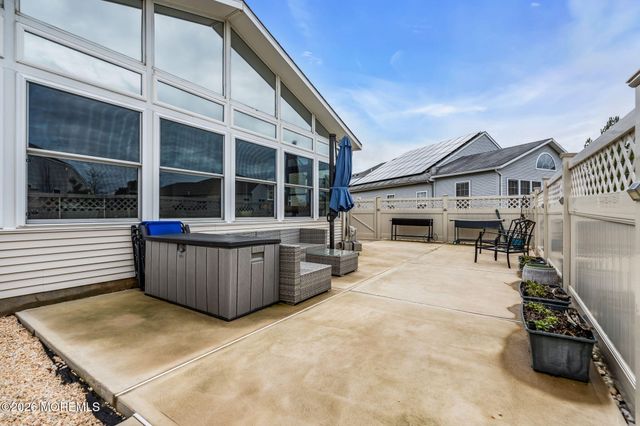 7 Murano Road, Manchester, NJ 08759