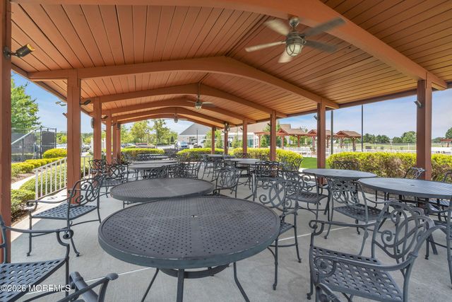 7 Murano Road, Manchester, NJ 08759