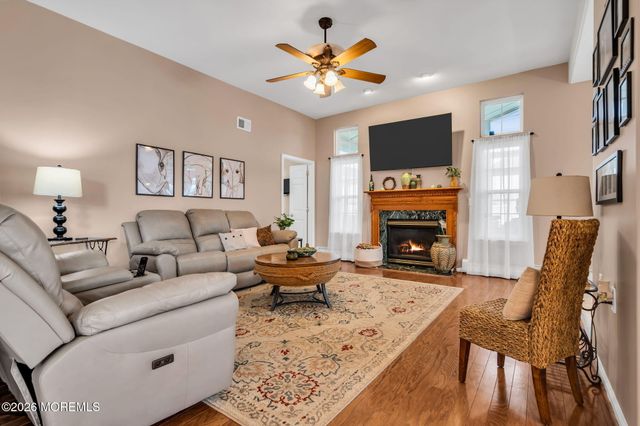 7 Murano Road, Manchester, NJ 08759