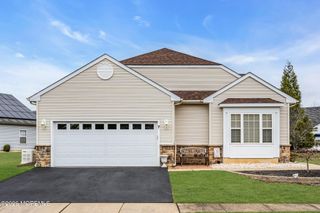 7 Murano Road, Manchester, NJ 08759