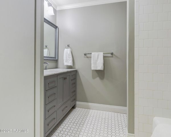 101 Alonda Drive, Lafayette, LA 70503