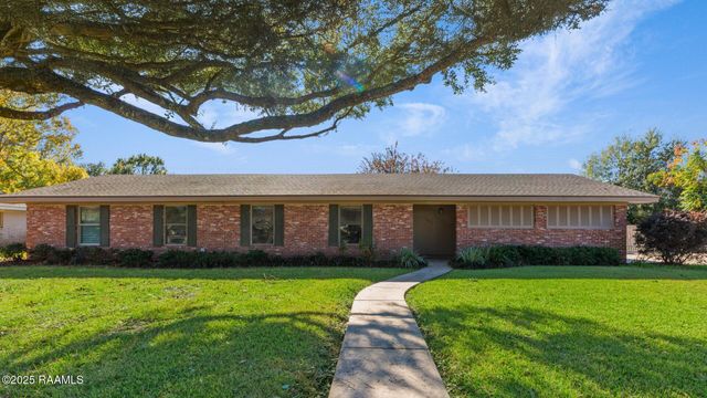 101 Alonda Drive, Lafayette, LA 70503
