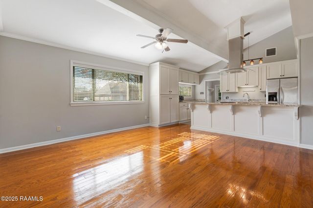 101 Alonda Drive, Lafayette, LA 70503