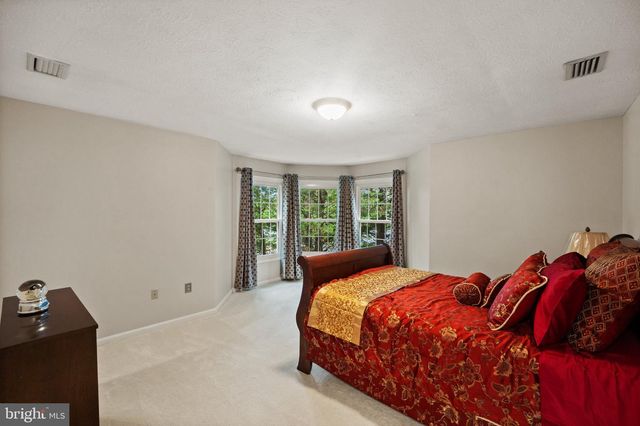 5600 BRADDOCK FARMS WAY, Clifton, VA 20124