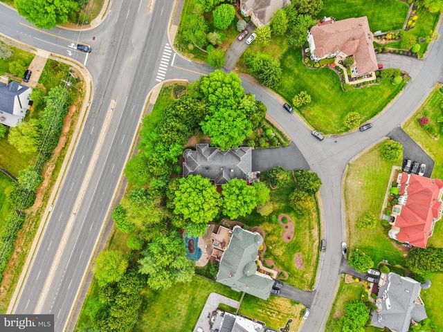 5600 BRADDOCK FARMS WAY, Clifton, VA 20124
