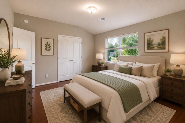 10102 Hidden Falls Drive, Pearland, TX 77584