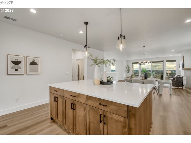12125 Sw Turnagain Dr, Tigard, OR 97224