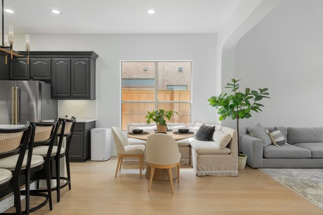 8605 Lindenwood Lane, Irving, TX 75063