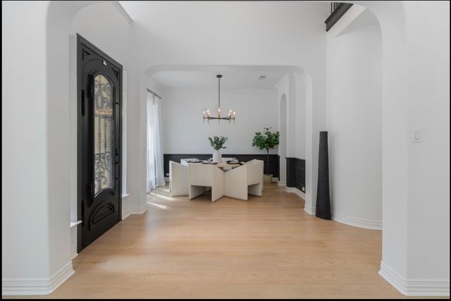 8605 Lindenwood Lane, Irving, TX 75063