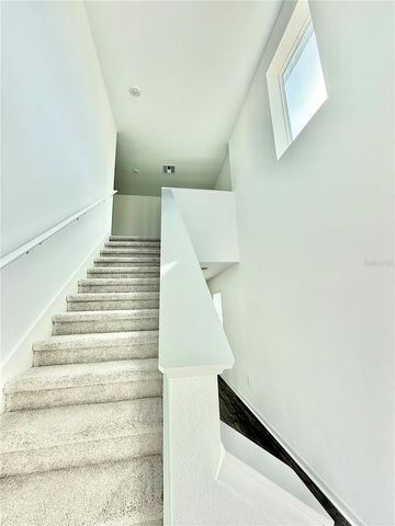 3809 NE 32ND COURT, Ocala, FL 34479