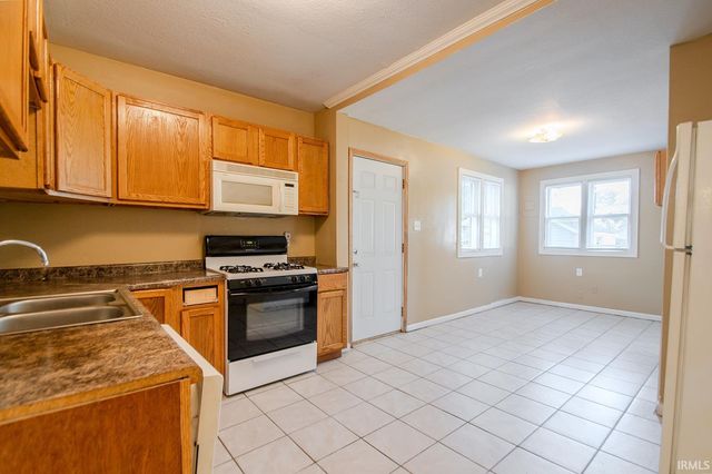 1312 McKinnie Street, Fort Wayne, IN 46806