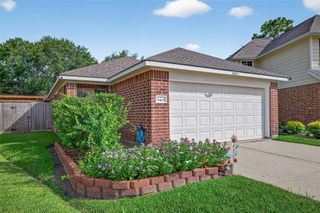 9403 Southpoint Wind Lane, Houston, TX 77040