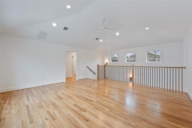 516 Highland Street, Houston, TX 77009