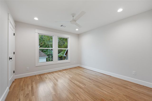 516 Highland Street, Houston, TX 77009