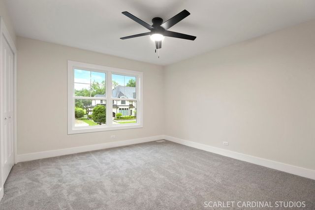 1048 Summit Hills Lane, Naperville, IL 60563