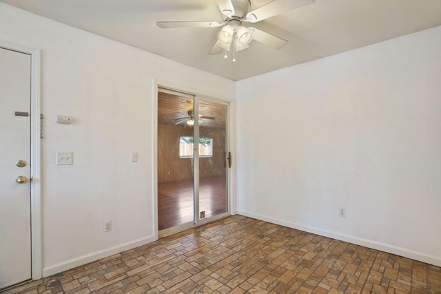 787 Twin Hills Dr, Galt, CA 95632