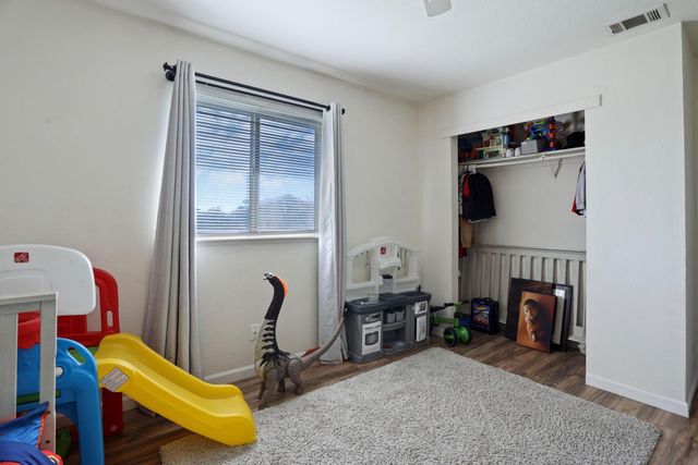 787 Twin Hills Dr, Galt, CA 95632