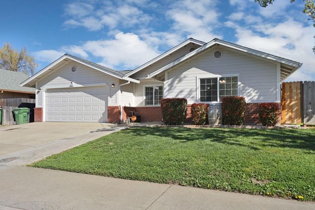 787 Twin Hills Dr, Galt, CA 95632