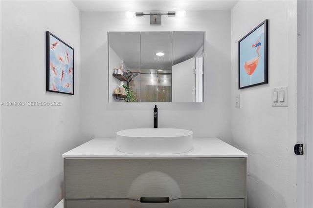 555 NE 15th St 518, Miami, FL 33132