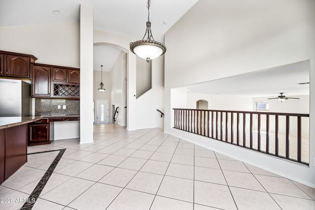 8698 W MORTEN Avenue, Glendale, AZ 85305