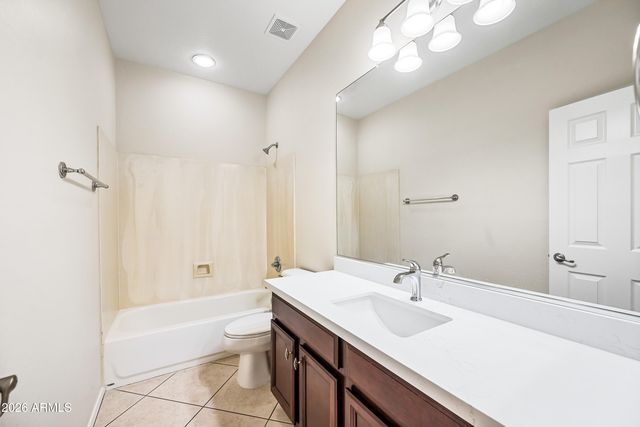 8698 W MORTEN Avenue, Glendale, AZ 85305