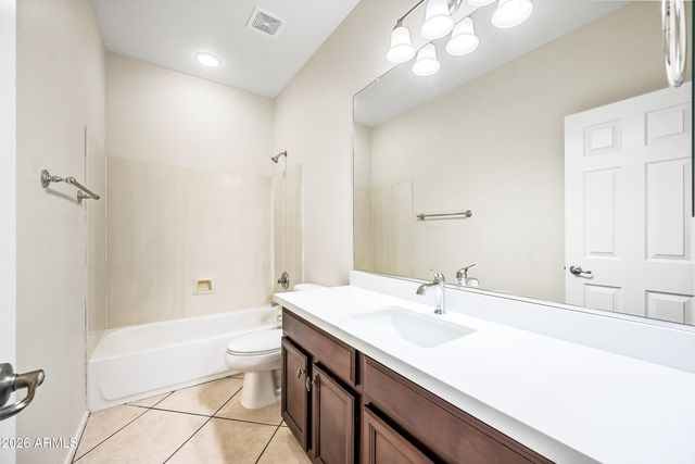 8698 W MORTEN Avenue, Glendale, AZ 85305